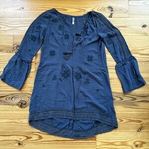 star embroidered tunic dress | size small